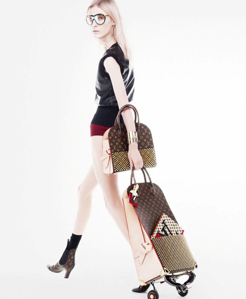 How to wear Louie Vuitton monogram bags – A journey of beauty
